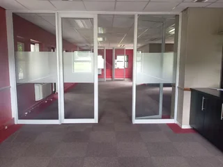383m² Office to rent Woodmead