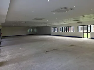 519m² Office to rent woodmead