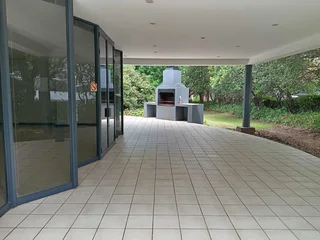 519m² Office to rent woodmead