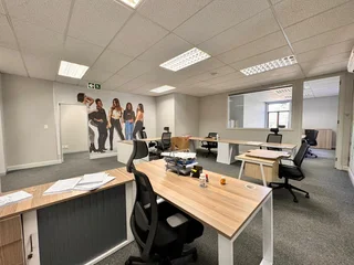 179 sqm Office to Let in Sandton