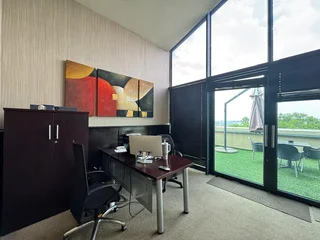 198 sqm Office to Let in Sandton