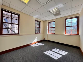251 sqm Office to Let in Sandton