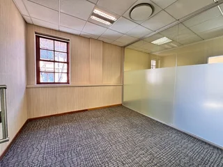 251 sqm Office to Let in Sandton