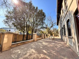 251 sqm Office to Let in Sandton