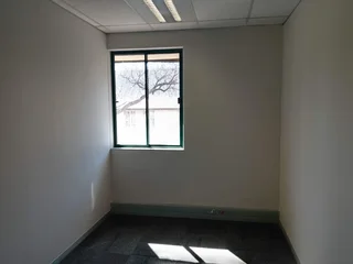 402m² Office To Rent, Rivonia