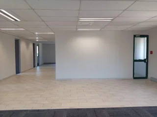 402m² Office To Rent, Rivonia