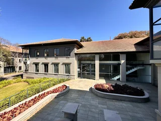 142 sqm Office to Let in Sandton