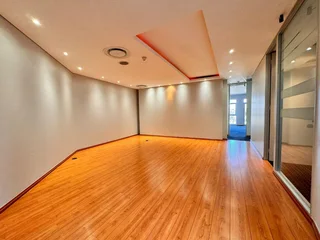 330 sqm Office to Let in Sandton