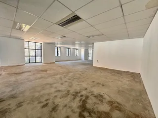 142 sqm Office to Let in Sandton