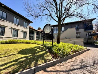 142 sqm Office to Let in Sandton
