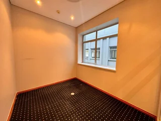 330 sqm Office to Let in Sandton