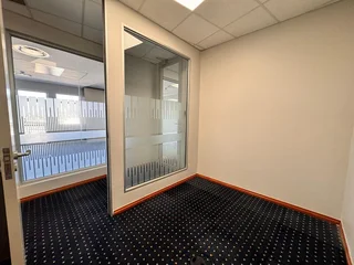 330 sqm Office to Let in Sandton