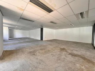 142 sqm Office to Let in Sandton