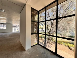 142 sqm Office to Let in Sandton