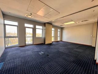 330 sqm Office to Let in Sandton