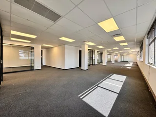 298 sqm Office to Let in Sandton