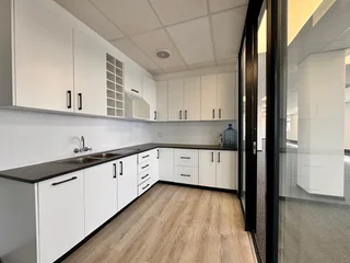 298 sqm Office to Let in Sandton