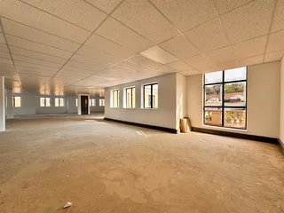 480 sqm Office to Let in Sandton