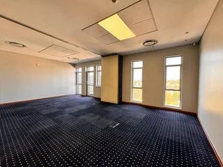 330 sqm Office to Let in Sandton