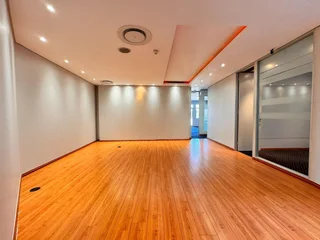 330 sqm Office to Let in Sandton