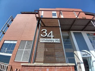 1039 sqm Office to Let in Melrose Arch