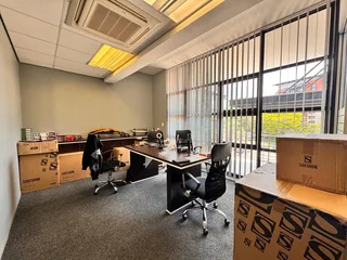181 sqm Office to Let in Sandton