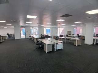 1039 sqm Office to Let in Melrose Arch