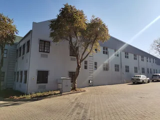 Mini Unit To Let in Midrand close to The N1