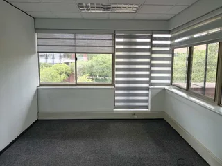 661m² Office to rent Woodmead