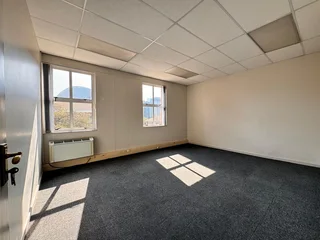 201 sqm Office to Let in Sandton