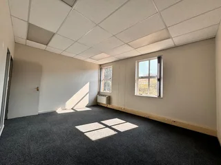 201 sqm Office to Let in Sandton