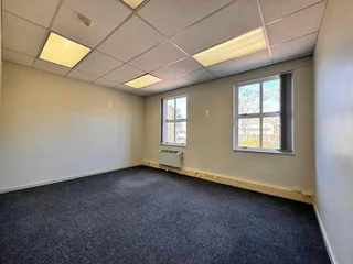 201 sqm Office to Let in Sandton