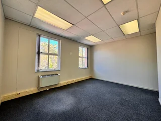 201 sqm Office to Let in Sandton