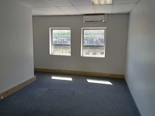 562m² Office to let Sunninghill