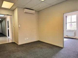 201 sqm Office to Let in Sandton