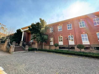 201 sqm Office to Let in Sandton