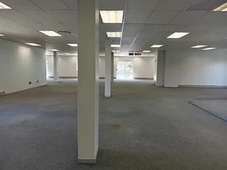 562m² Office to let Sunninghill