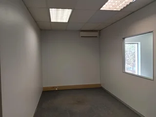 562m² Office to let Sunninghill