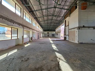 Warehouse available To Let in Spartan, Kempton Park