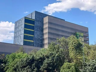 1080 sqm Office to Let