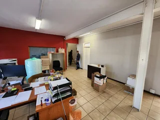 Warehouse Space To Let – 2,698m² | Top Road, Anderbolt, Boksburg