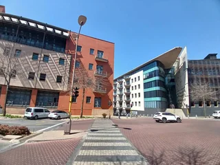 274 sqm Office to Let in Melrose Arch