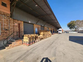 Warehouse Space To Let – 2,698m² | Top Road, Anderbolt, Boksburg
