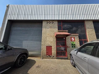 Industrial unit TO LET in secure industrial park in the busy Jet Park, Boksburg node.