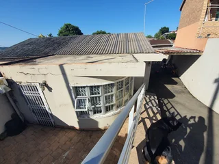 Spacious 3-Bedroom Home with outbuilding in Foresthaven for Sale