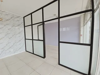 Prime 125m² commercial unit available in the well-known Oxford Emporium on Oxford Road