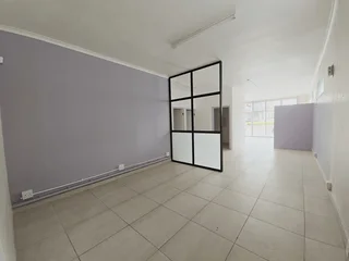 Prime 125m² commercial unit available in the well-known Oxford Emporium on Oxford Road