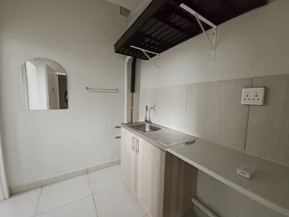 Prime 125m² commercial unit available in the well-known Oxford Emporium on Oxford Road