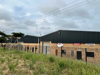Prime 556m2 Warehouse in Shakas Head To Let