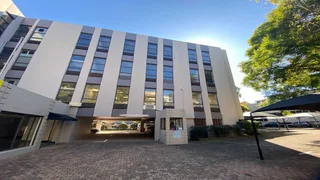 Stunning Building to Let Rosebank